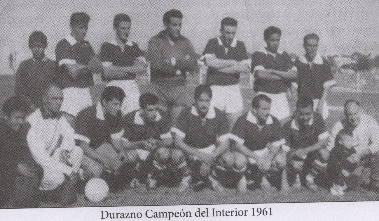 Durazno campeón del Sur y posteriormente del Interior (Parte del artículo y con foto incluida del Libro “100 años no es un día” de Enrico Licciardi). 