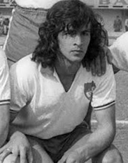 Miguel Rosifredo Caillava después de jugar por Rivera pasó a Nacional de Montevideo. (Foto: Colección Pública).